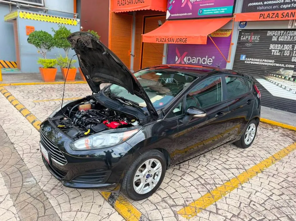 FORD FIESTA SE HB 2015