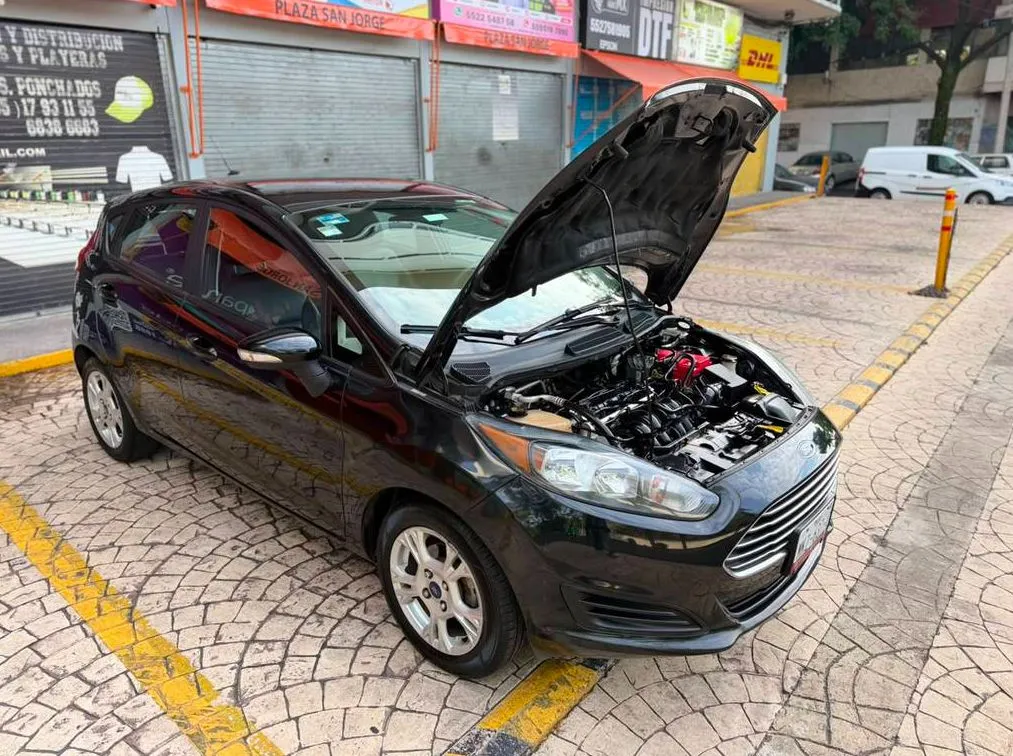 FORD FIESTA SE HB 2015