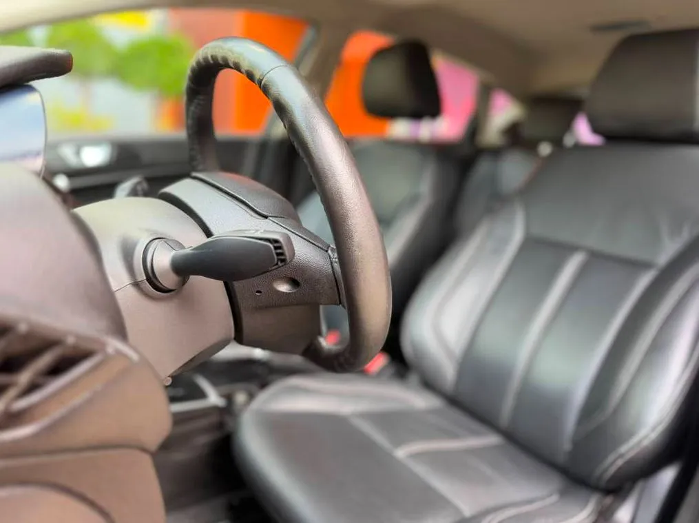 FORD FIESTA SE HB 2015
