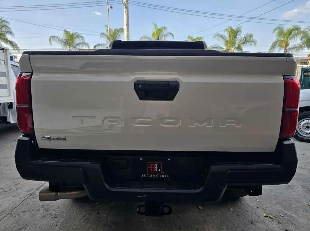 Toyota Tacoma