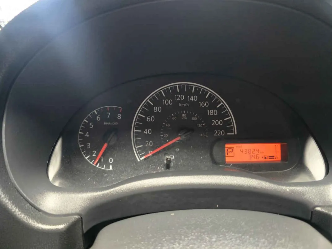 Nissan Versa 2018 4p Sense L4/1.6 Aut