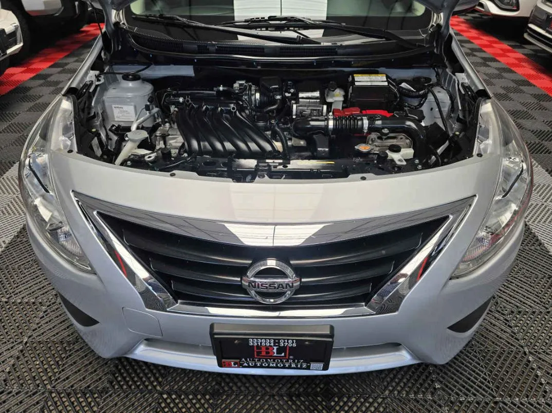Nissan Versa 2018 4p Sense L4/1.6 Aut
