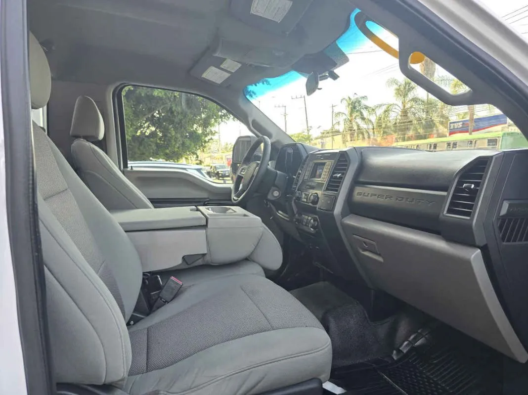 Ford F 450 2020 2p XL KTP V8/6.7/T Diesel Aut