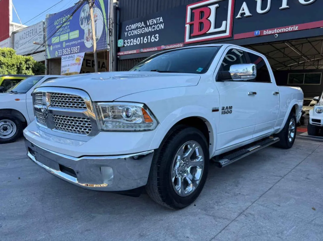 RAM Ram 1500 2017 laramie 4x2.