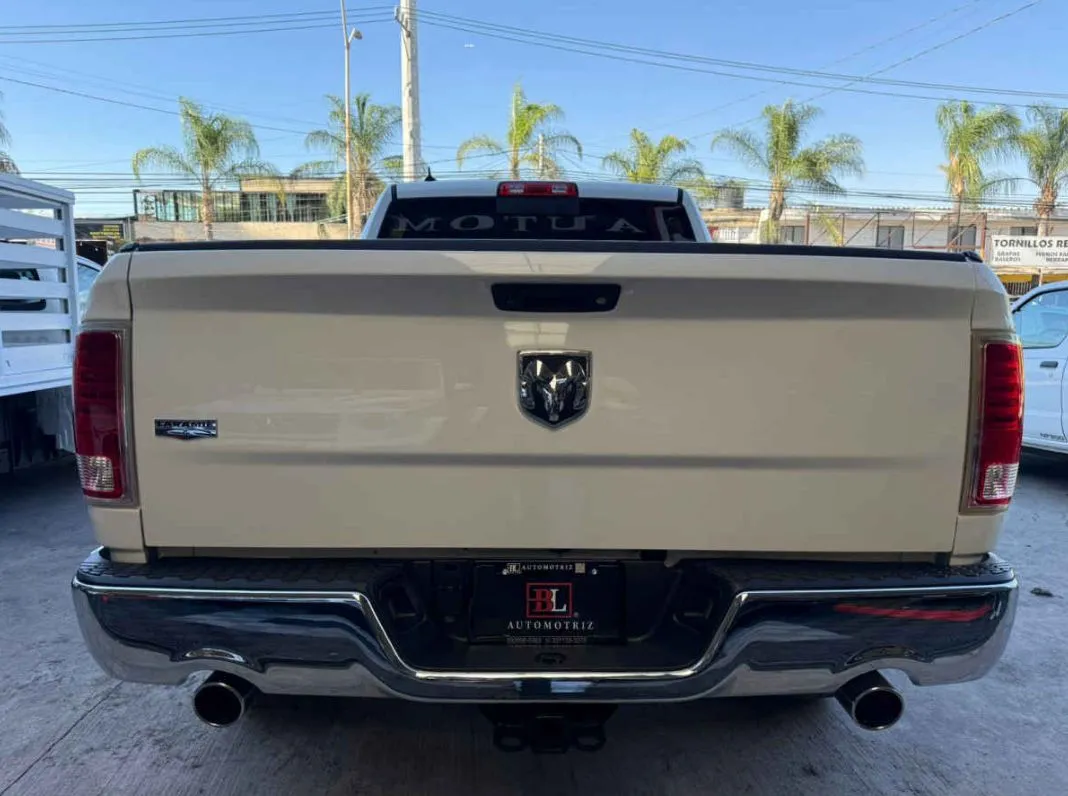 RAM Ram 1500 2017 laramie 4x2.