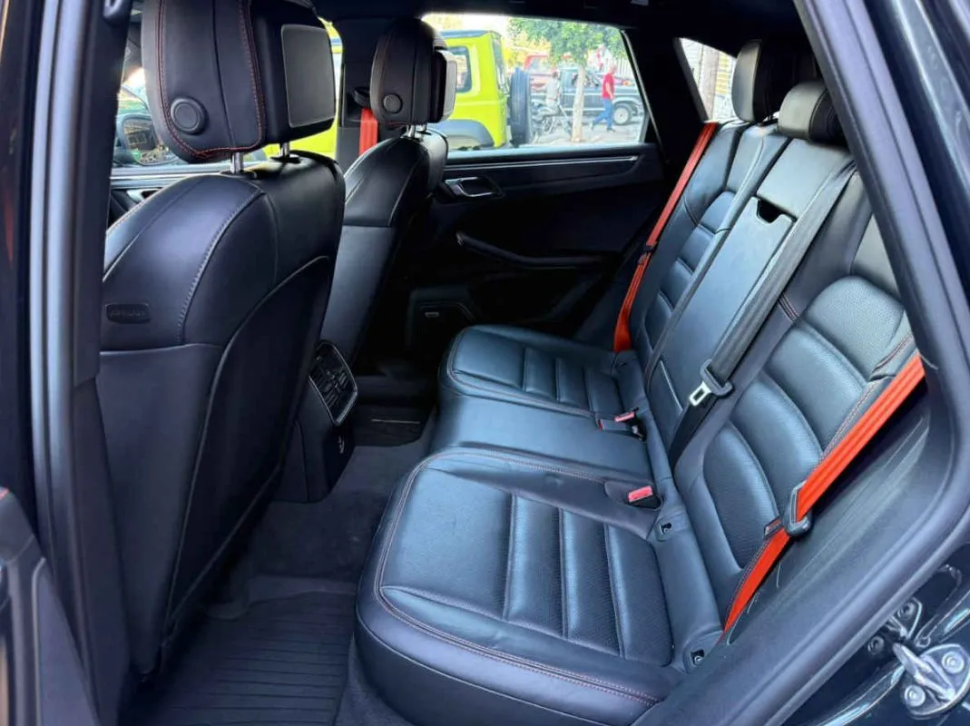Porsche Macan 2023 5p S V6/2.9/T Aut.