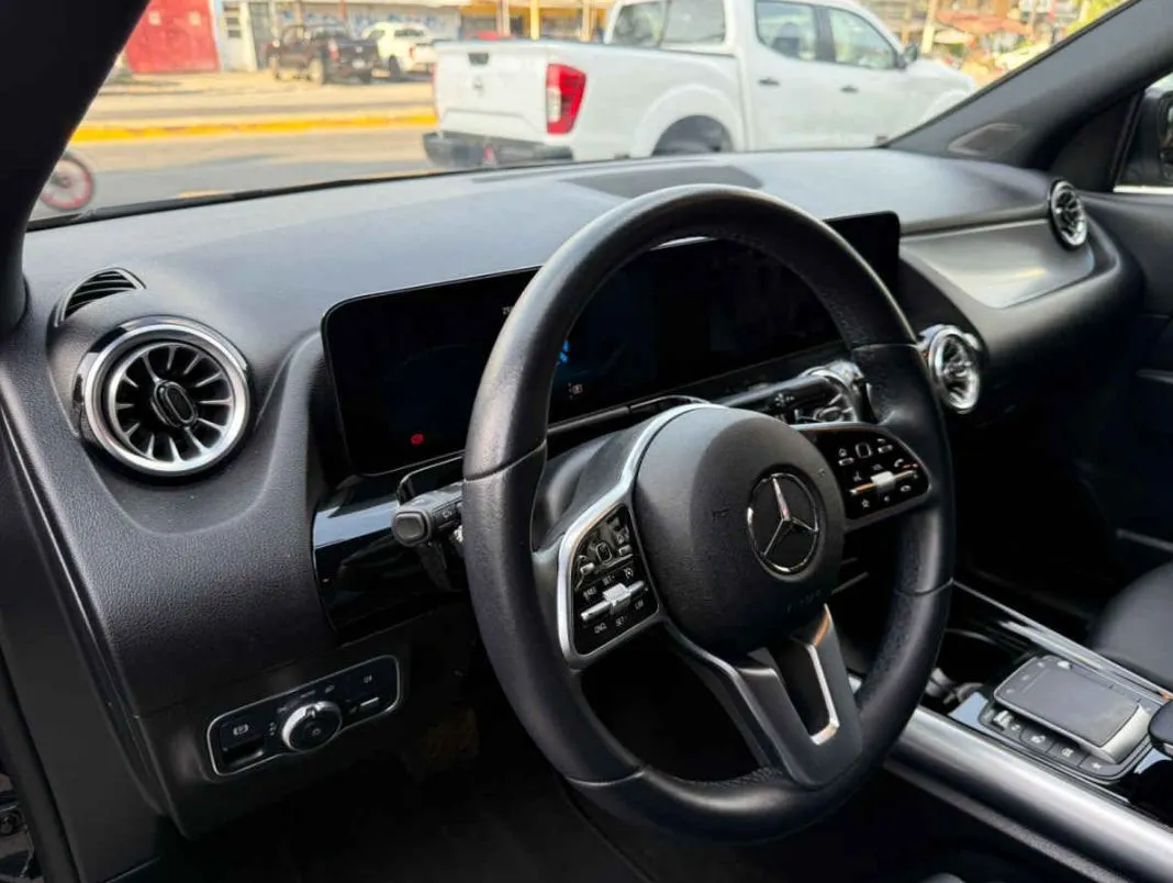 Mercedes-Benz Clase EQA 2022 5p EQA EV 300 4Matic Aut.