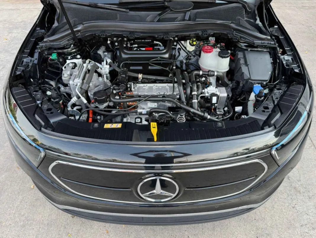 Mercedes-Benz Clase EQA 2022 5p EQA EV 300 4Matic Aut.