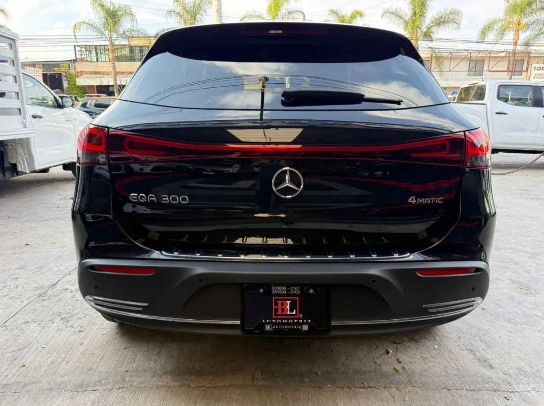 Mercedes-Benz Clase EQA 2022 5p EQA EV 300 4Matic Aut.