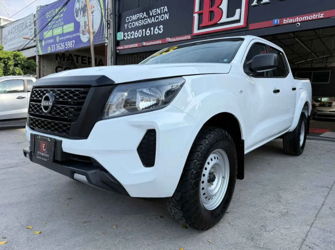 Nissan Frontier 2023 4p DC Diesel L4/2.5/T 4x4 Man.