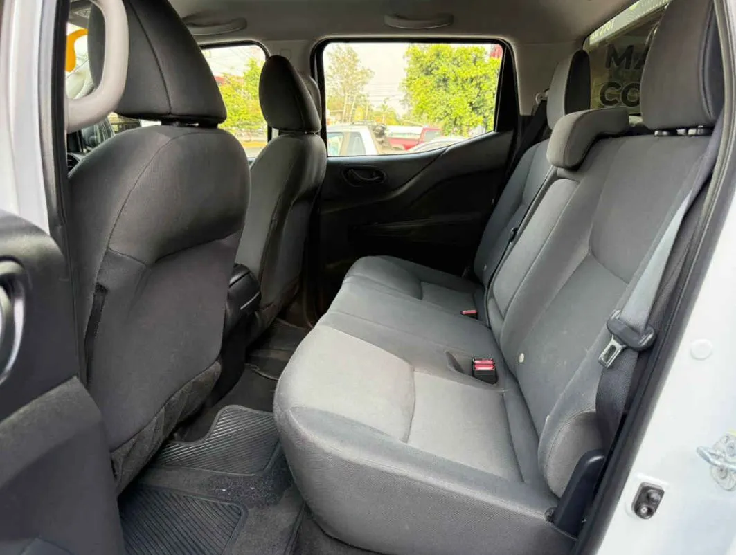 Nissan Frontier 2023 4p DC Diesel L4/2.5/T 4x4 Man.