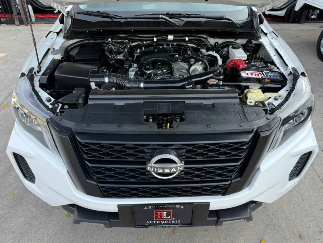 Nissan Frontier 2023 4p DC Diesel L4/2.5/T 4x4 Man.
