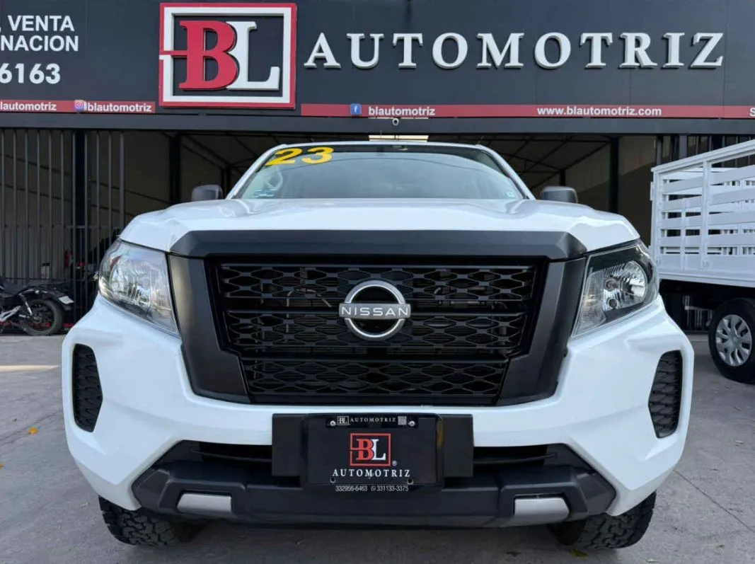 Nissan Frontier 2023 4p DC Diesel L4/2.5/T 4x4 Man.