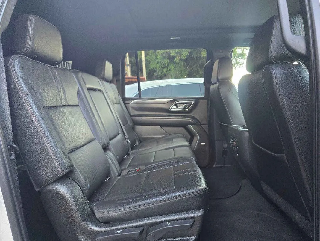 Chevrolet Suburban 2021 5p RST V8/5.3 Aut.