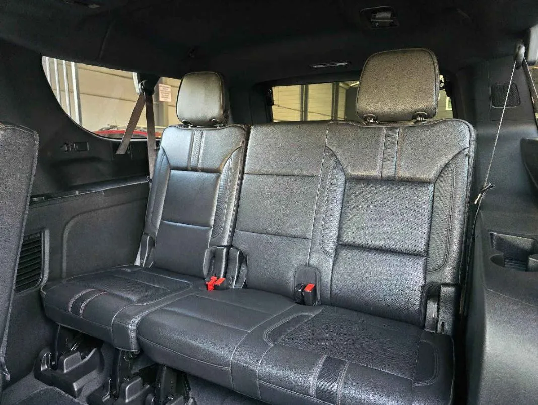 Chevrolet Suburban 2021 5p RST V8/5.3 Aut.
