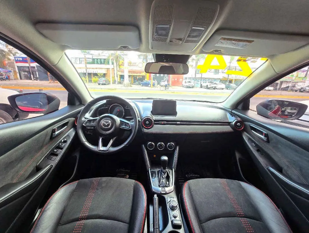 Mazda Mazda 2 2024 4p Signature L4/2.0 Aut.