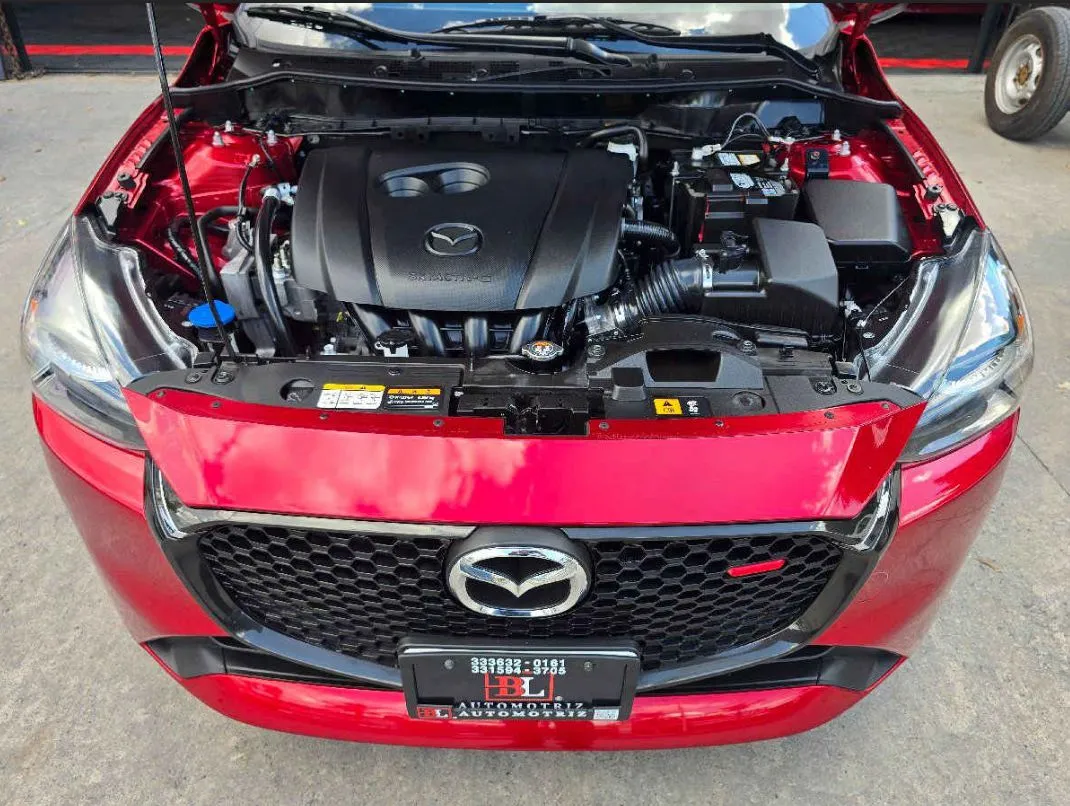 Mazda Mazda 2 2024 4p Signature L4/2.0 Aut.