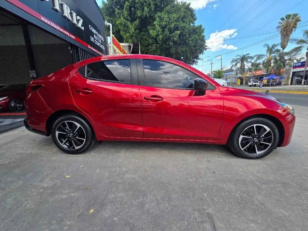Mazda Mazda 2 2024 4p Signature L4/2.0 Aut.