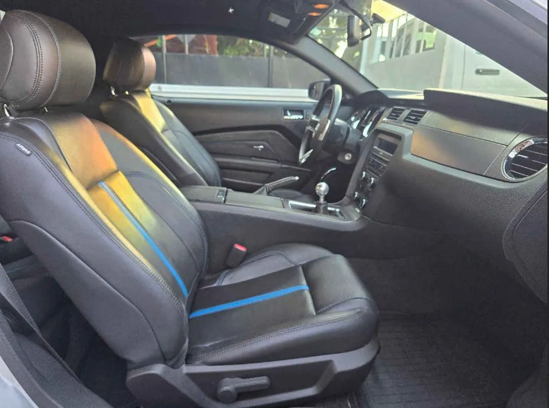 Ford Mustang 2012