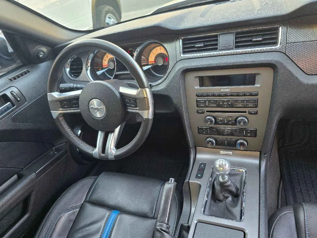 Ford Mustang 2012