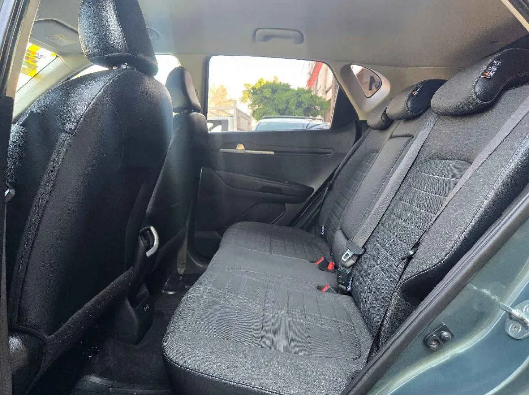 Kia Sonet 2024 5p LX L4/1.5 Man