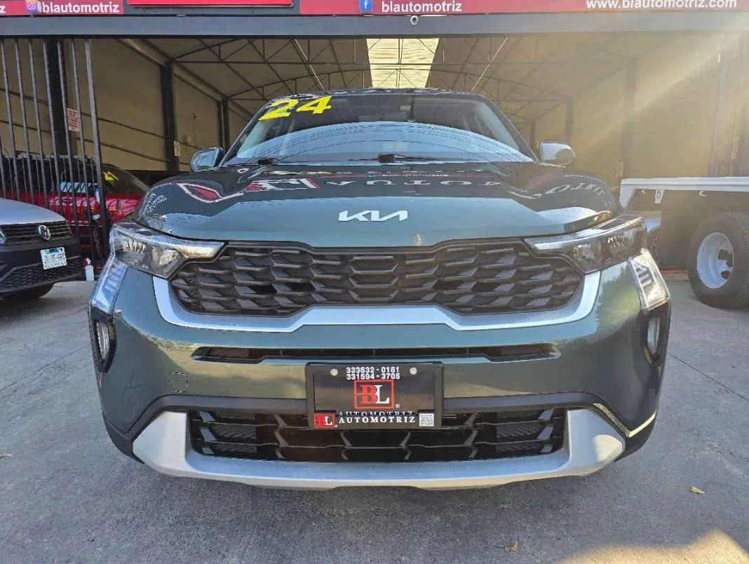 Kia Sonet 2024 5p LX L4/1.5 Man