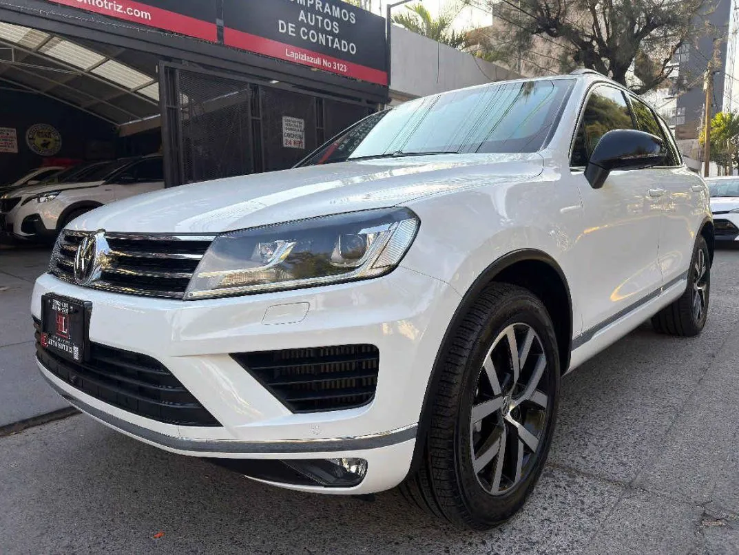Volkswagen Touareg 2018 5p V6/3.0/TDI Aut Dynaudio.