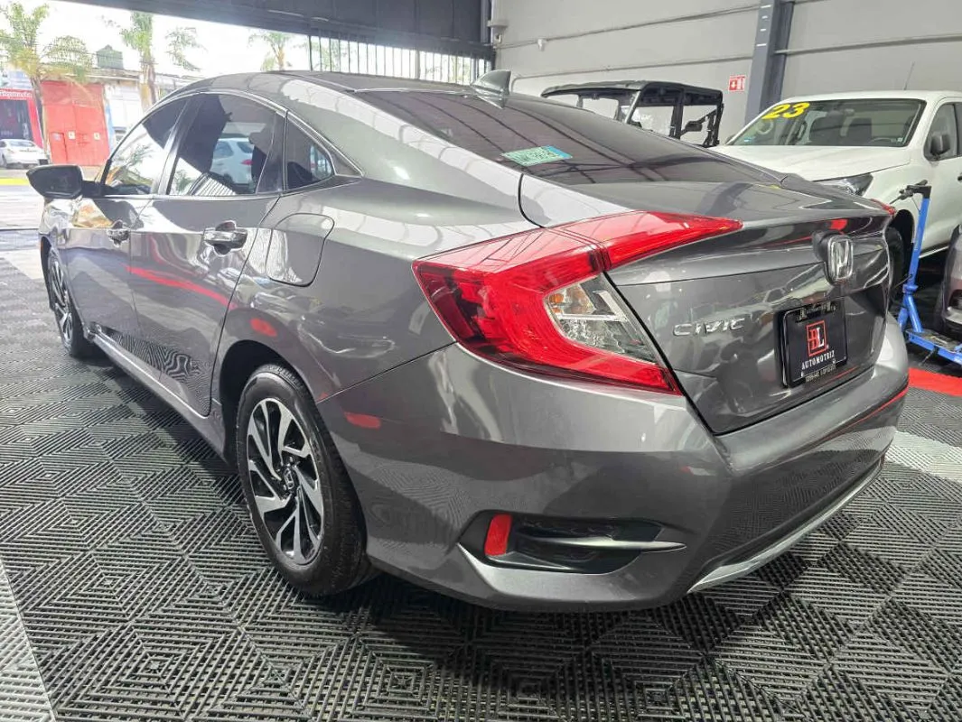 Honda Civic 2020 4p i-Style L4/2.0 Aut.