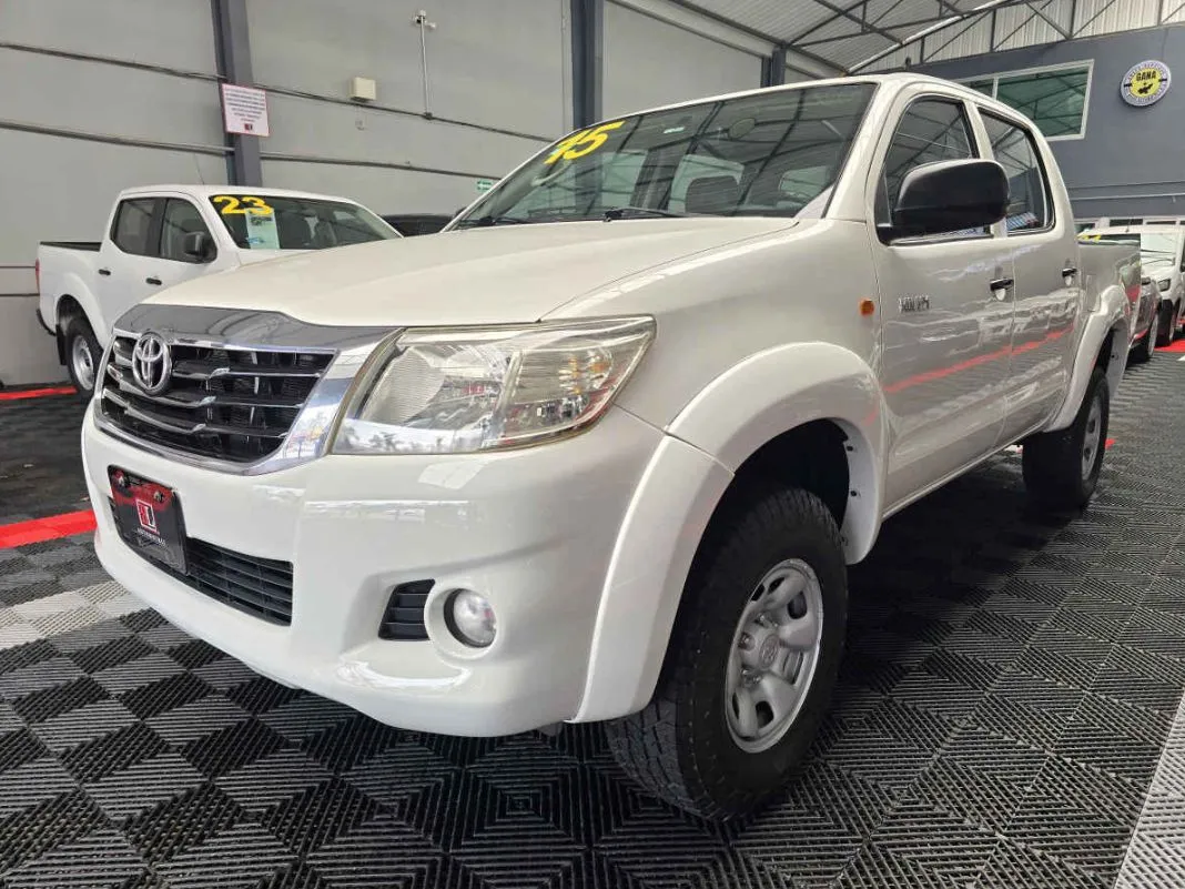 Toyota Hilux 2015.