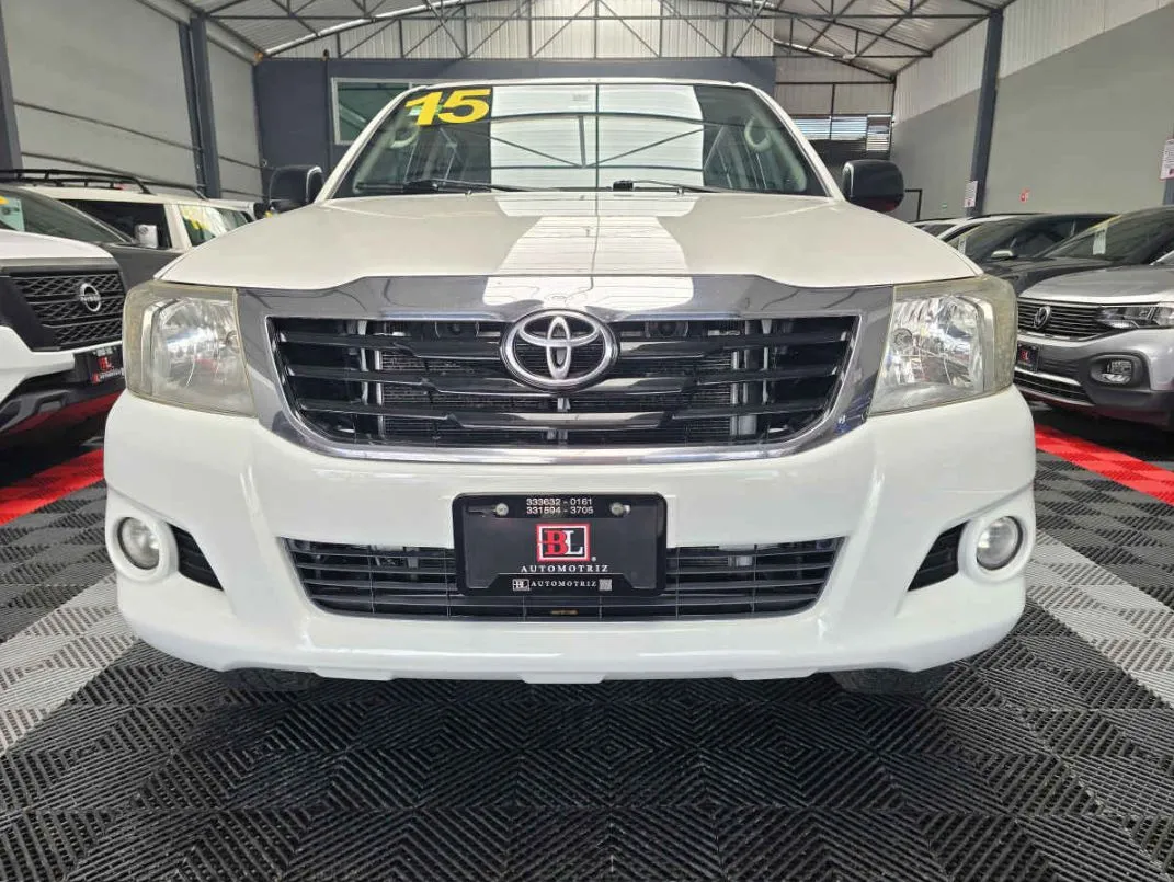 Toyota Hilux 2015.