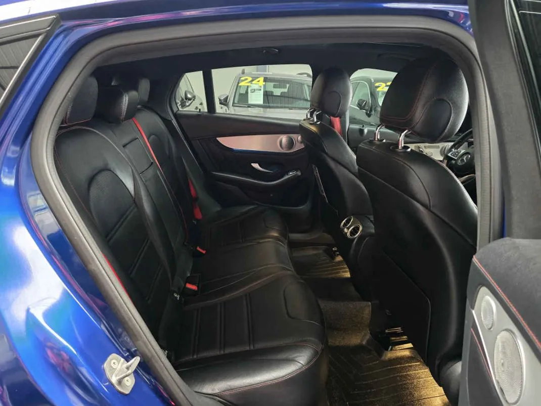 Mercedes-Benz Clase GLC 2019 5p GLC AMG 43 Coupe V6/3.0/T Aut.