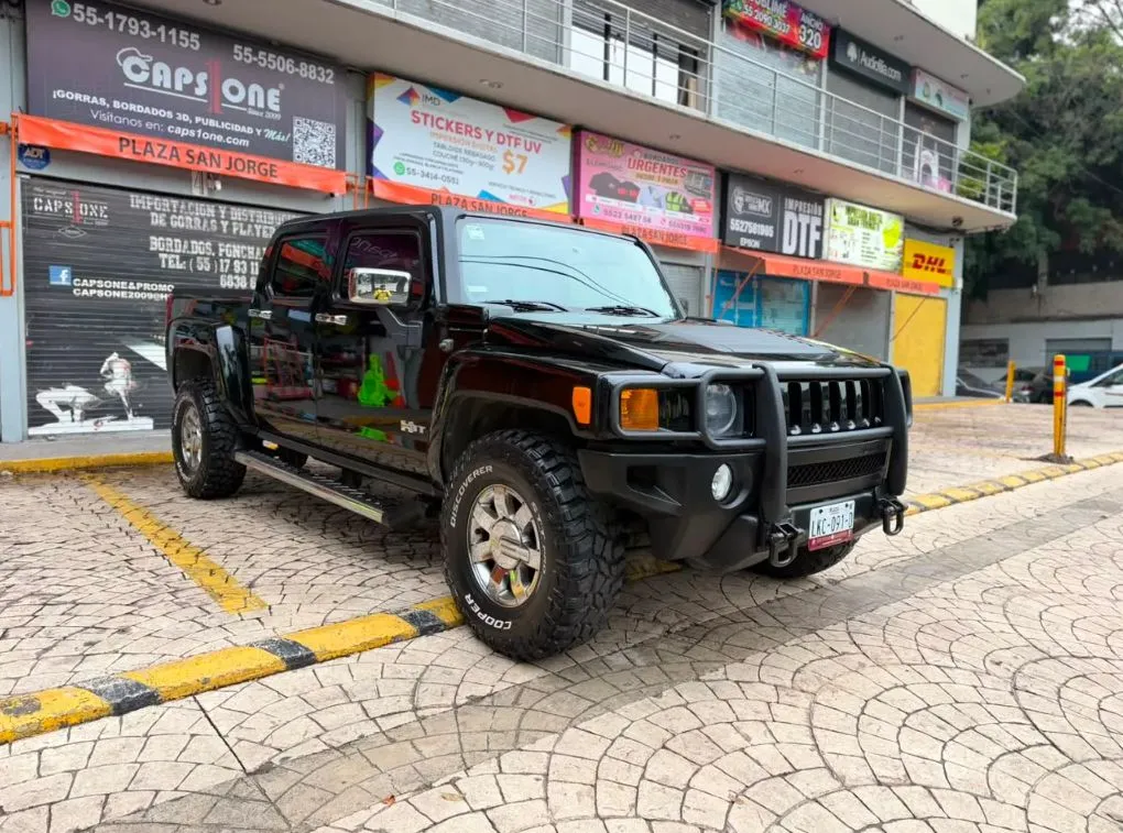 HUMMER H3T CREW CAB 4X4 2010