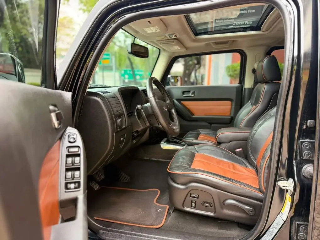 HUMMER H3T CREW CAB 4X4 2010
