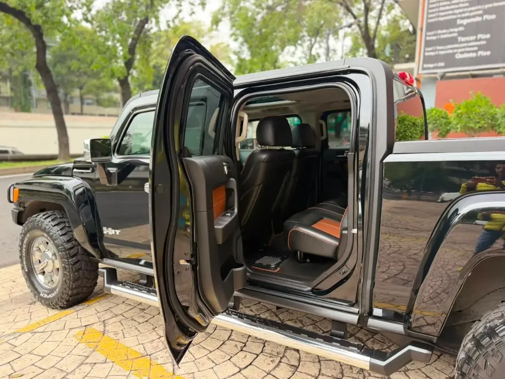 HUMMER H3T CREW CAB 4X4 2010