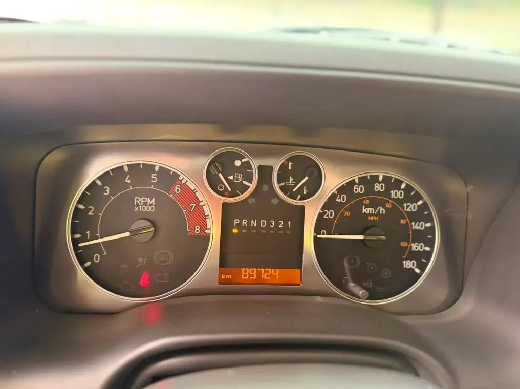 HUMMER H3T CREW CAB 4X4 2010