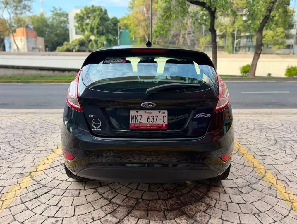 FORD FIESTA SE HB 2015