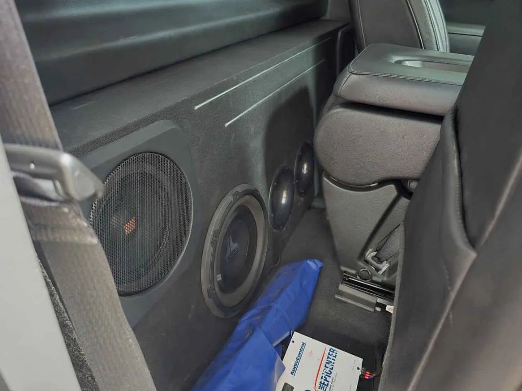 Chevrolet Cheyenne 2023 2p LT Cab Regular V8/5.3 Aut 4x4.