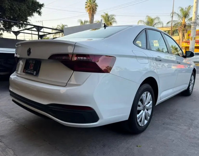 VOLKSWAGEN JETTA TRENDLINE 2024 🚘