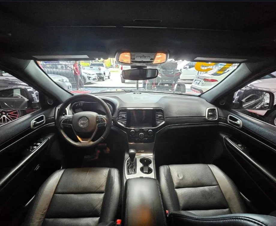JEEP GRAND CHEROKEE LIMITED 4X4 5.7L HEMI 2019