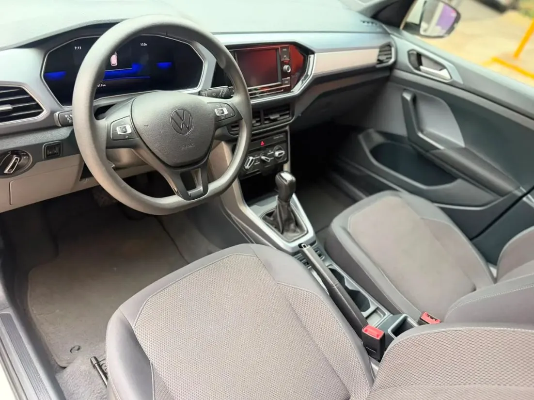 VOLKSWAGEN T-CROSS TRENDLINE 2024