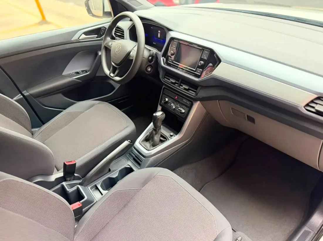 VOLKSWAGEN T-CROSS TRENDLINE 2024