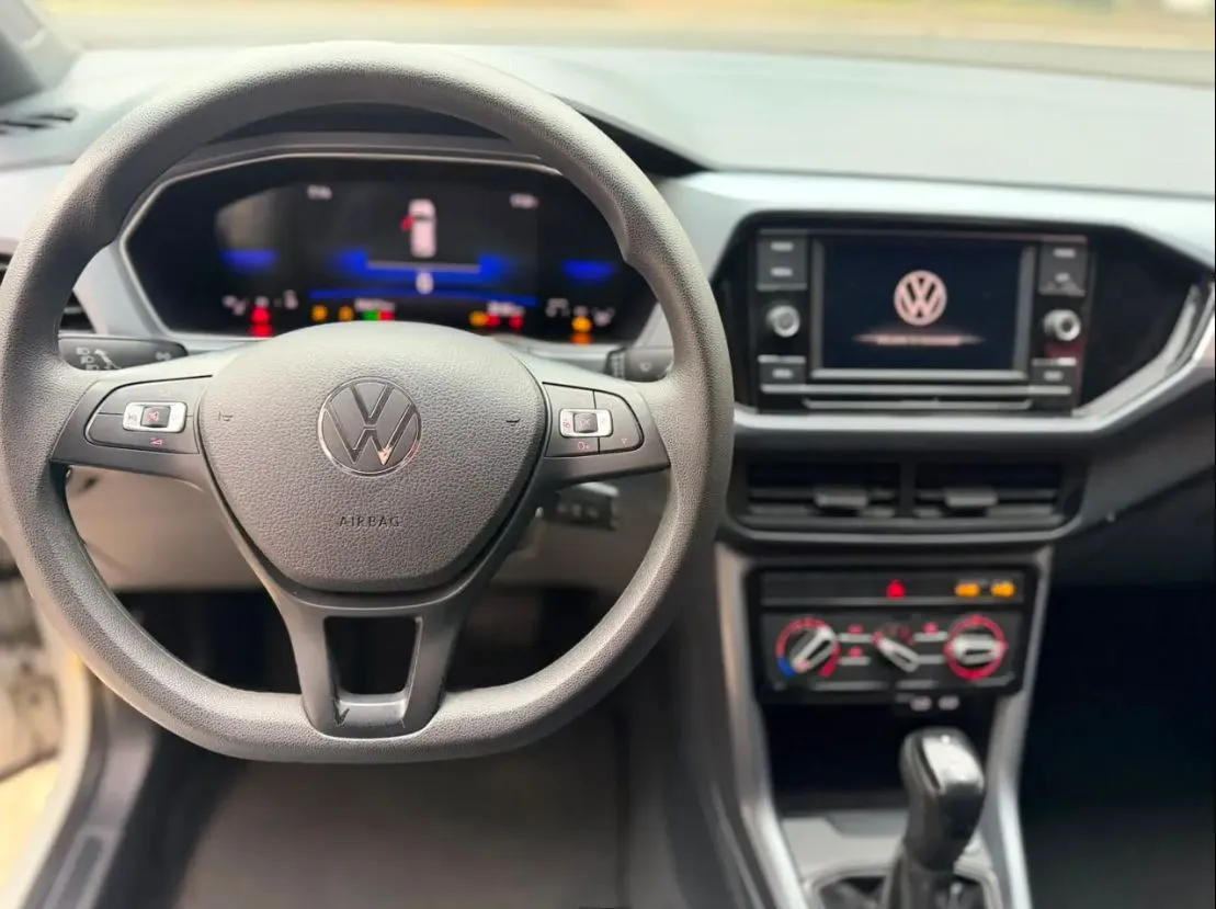 VOLKSWAGEN T-CROSS TRENDLINE 2024