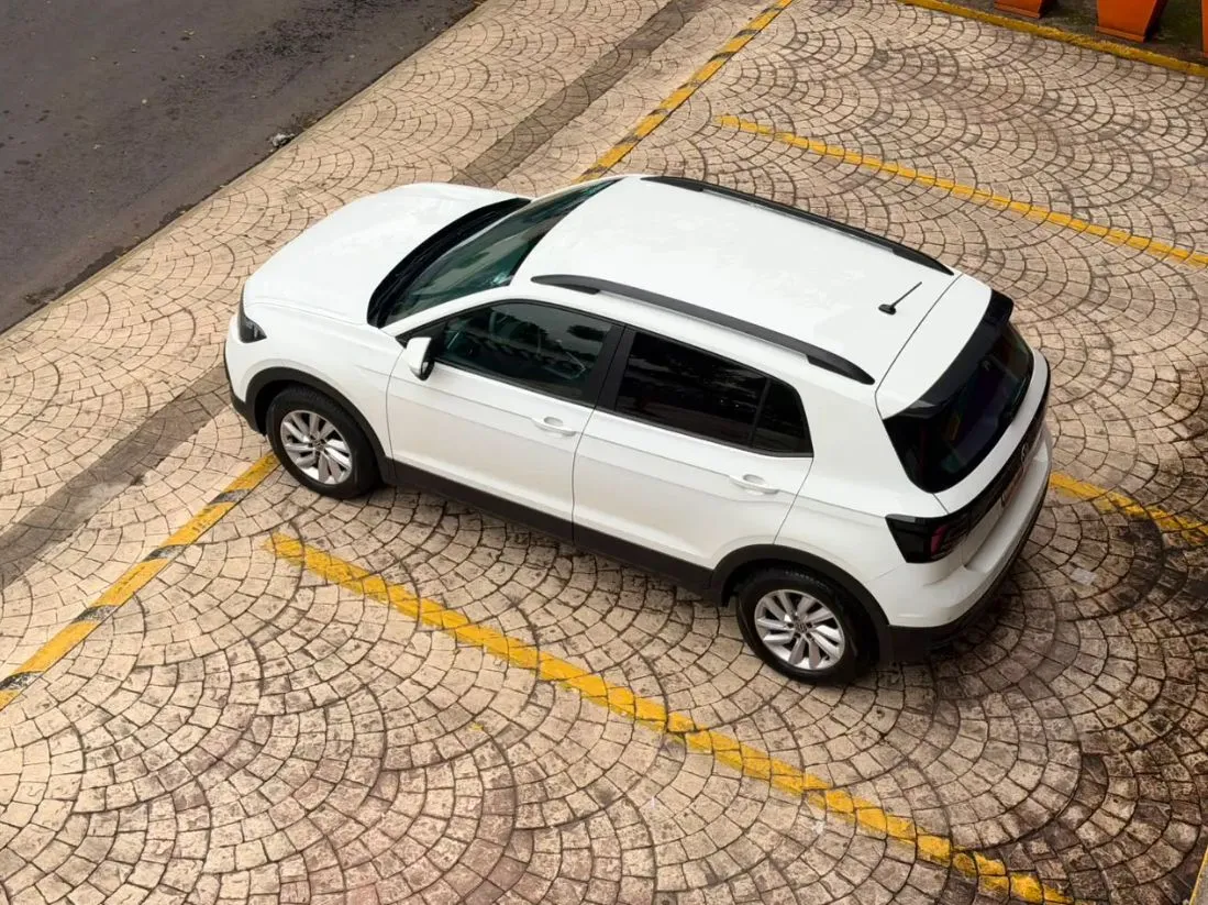VOLKSWAGEN T-CROSS TRENDLINE 2024