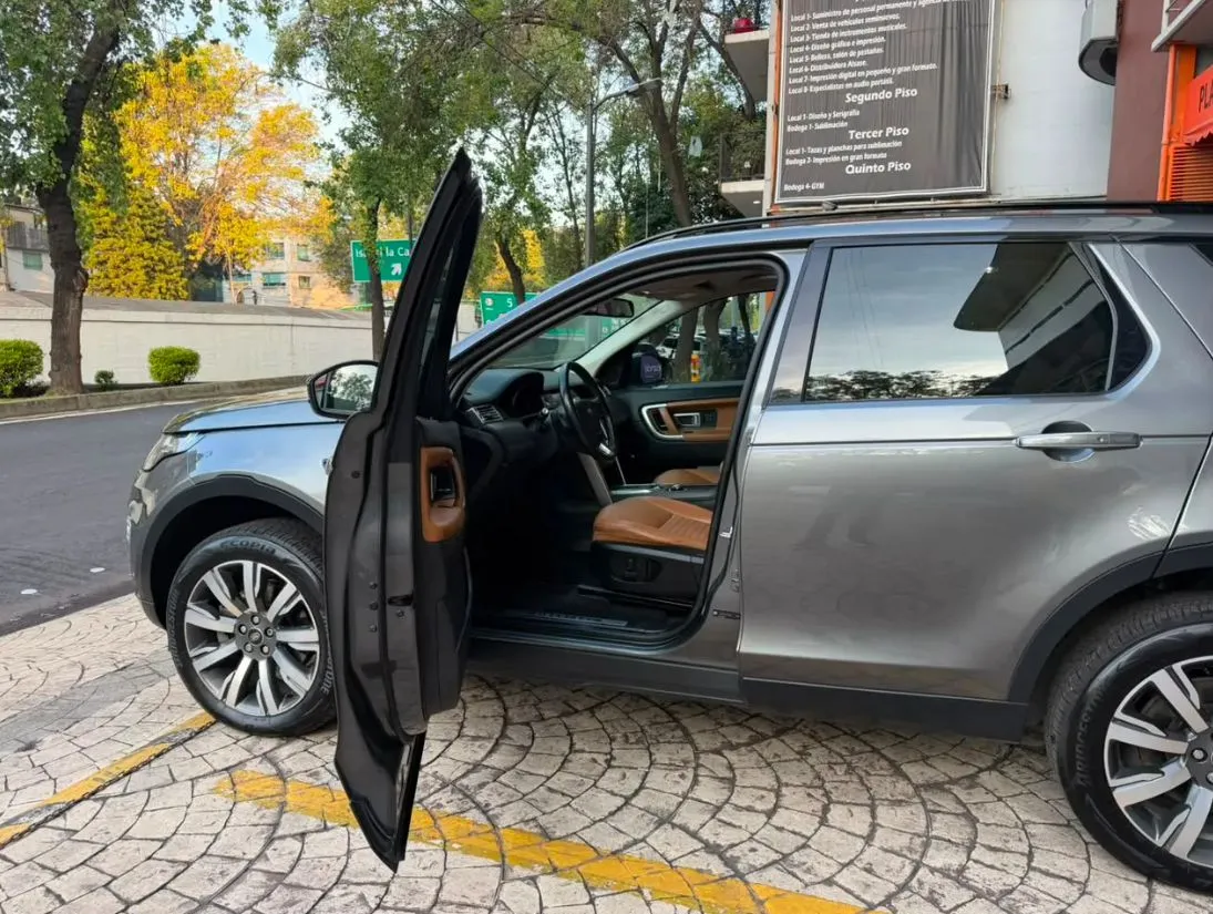 LAND ROVER DISCOVERY SPORT 2018