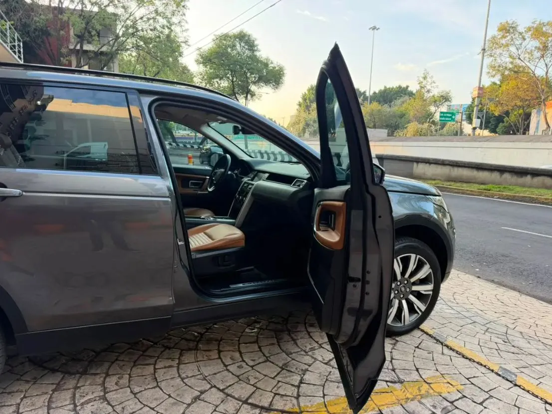 LAND ROVER DISCOVERY SPORT 2018