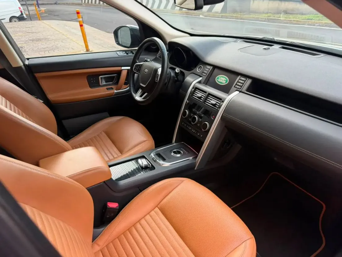 LAND ROVER DISCOVERY SPORT 2018