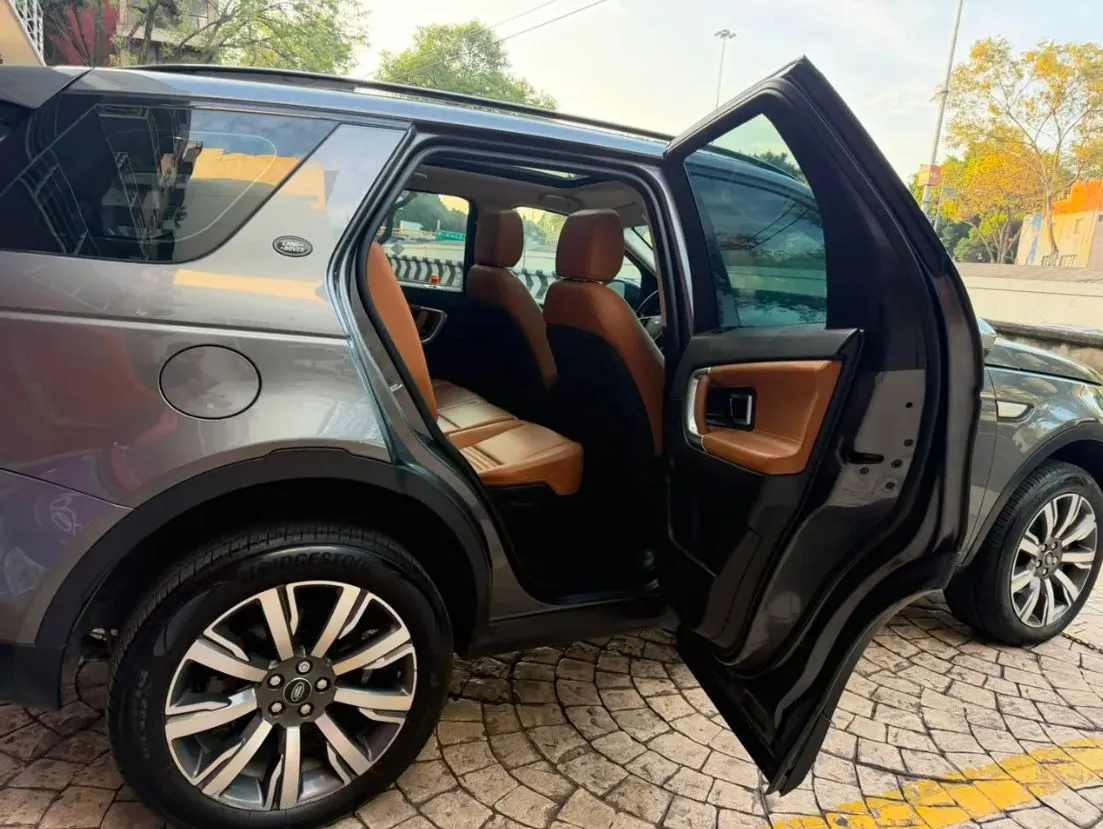 LAND ROVER DISCOVERY SPORT 2018