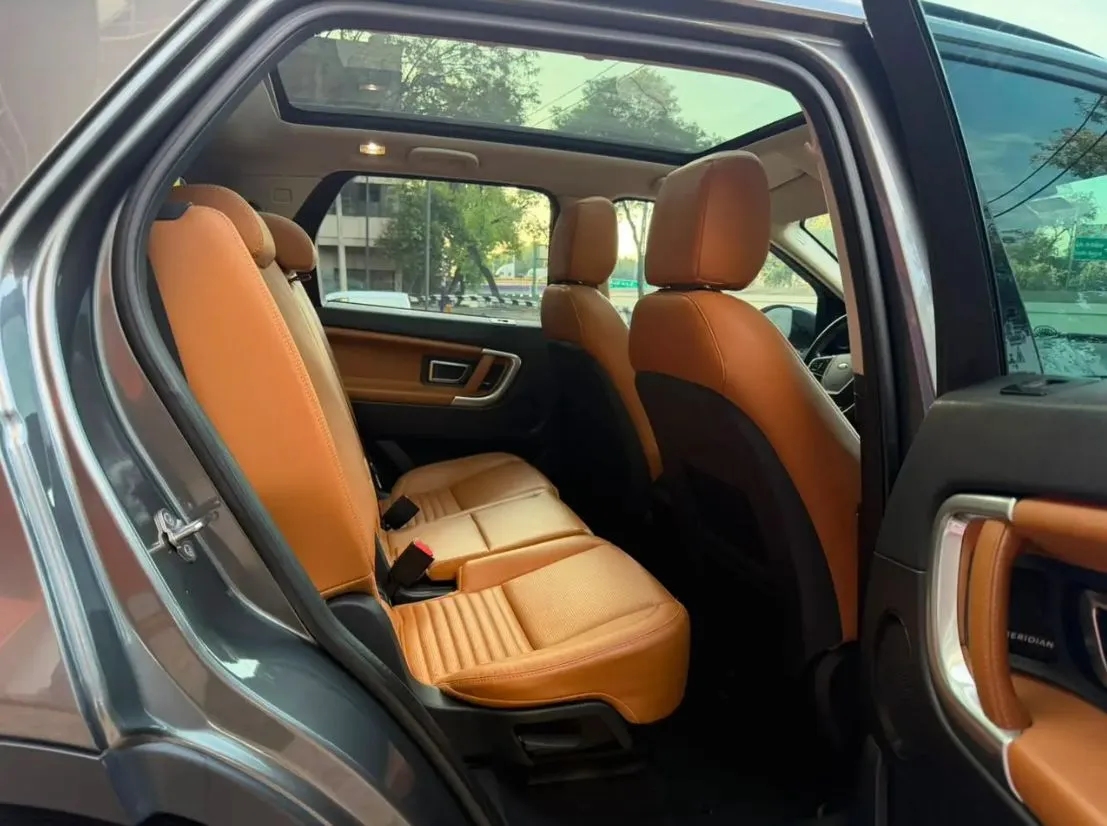 LAND ROVER DISCOVERY SPORT 2018