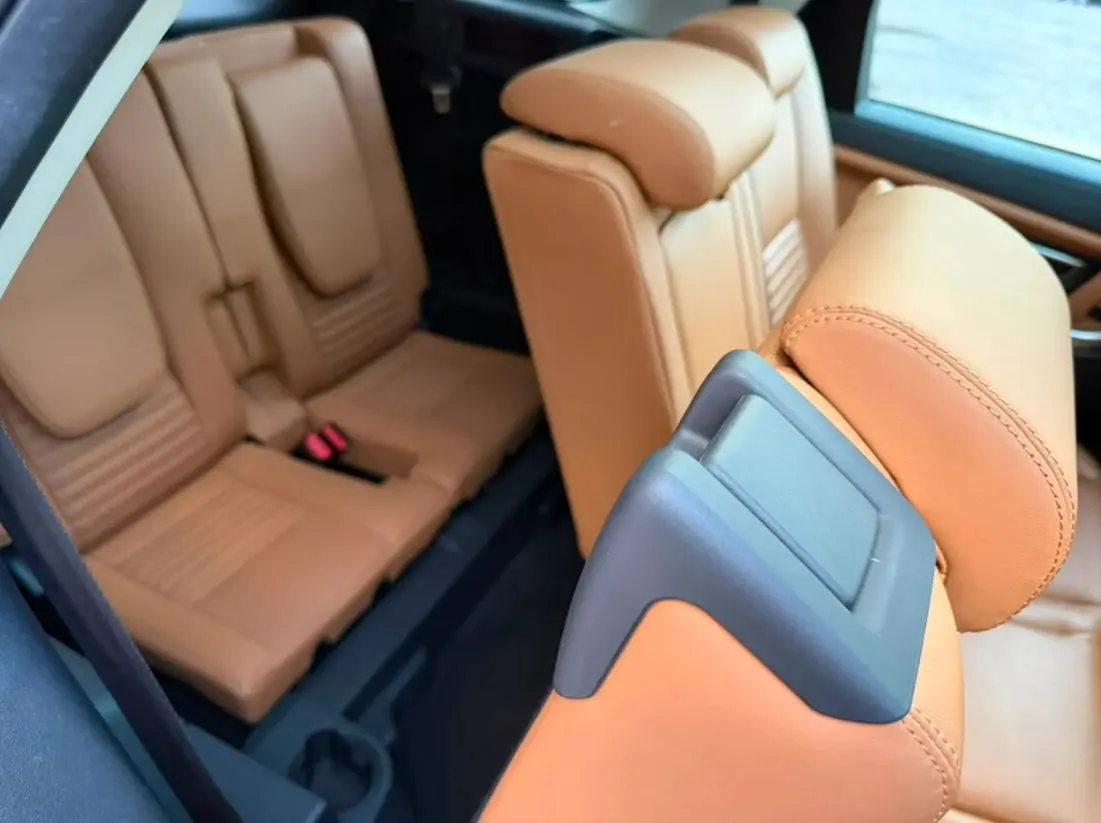 LAND ROVER DISCOVERY SPORT 2018