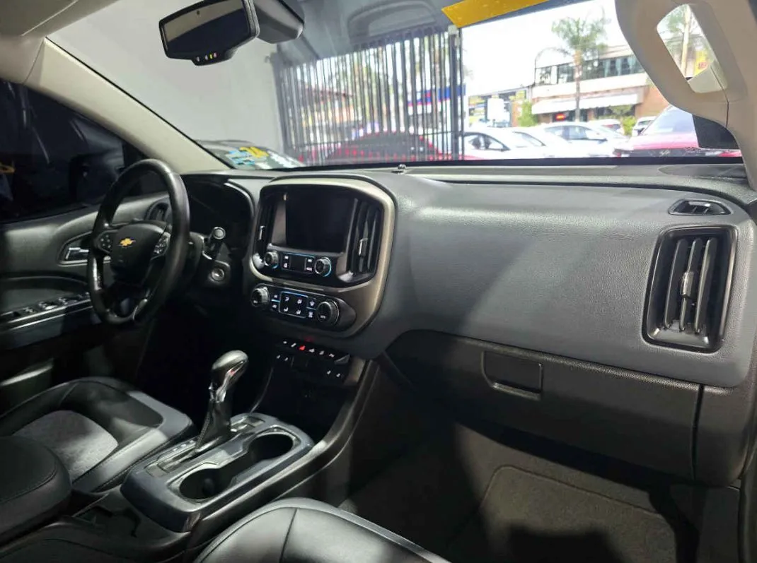 Chevrolet Colorado 2022 4p Z71 Doble Cab V6/3.6 Aut 4x4 (D).